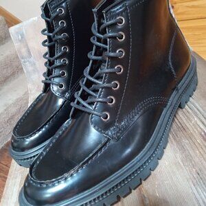 Express Men's Size 9 Black Leather Fashion Boots NEW!
